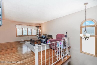 38 Case Ave, Staten Island, NY 10309 - photo 5