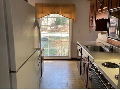 13 Janebar Cir, Framingham, MA 01701 - photo 6