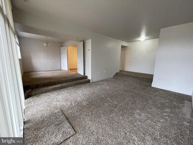 1643 Parkcrest Cir unit 101, Reston, VA 20190 - photo 4