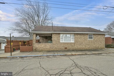 728 E 3rd St, Hazleton, PA 18201 - photo 6