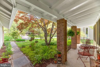 9421 Bethany Place, Montgomery Village, MD 20886 - photo 5