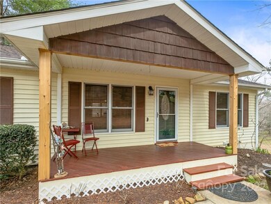 95 Forest Lake Dr, Asheville, NC 28803 - photo 4