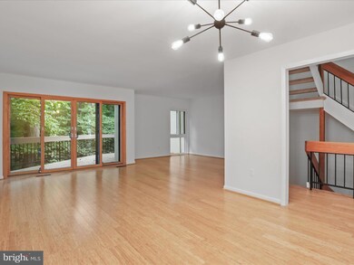 11645 Newbridge Ct, Reston, VA 20191 - photo 5