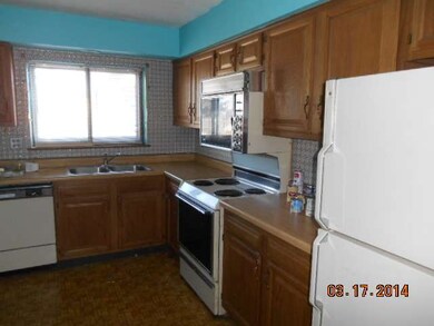 Kensington Commons unit B, Mount Prospect, IL 60056 - photo 2