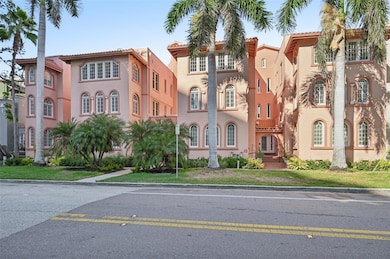 1221 N Palm Ave unit 207, Sarasota, FL 34236 - photo 5