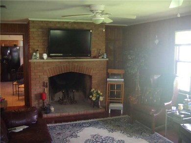 3153 W 26th St, Erie, PA 16506 - photo 3