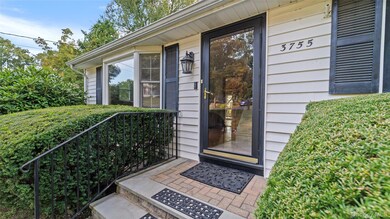 3755 Valleyview St, Mohegan Lake, NY 10547 - photo 3