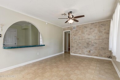2123 Ledoux Circle-3