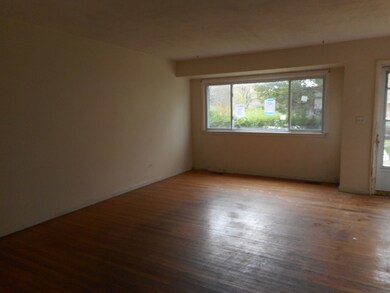 2116 Jethro Ave, Zion, IL 60099 - photo 3