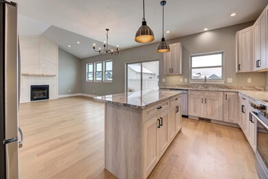Kitchen/Dining
