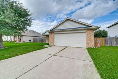 1014 Santa fe Ct, Rosenberg, TX 77471 - photo 2
