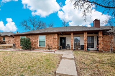 2313 Oakmont Dr, Bedford, TX 76022 - photo 3