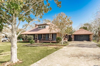 4846 Pecan Grove Rd, Port Allen, LA 70767 - photo 2