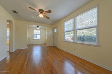 1304 Macarthur St, Jacksonville, FL 32205 - photo 7