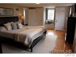 Master Bedroom Alternate View