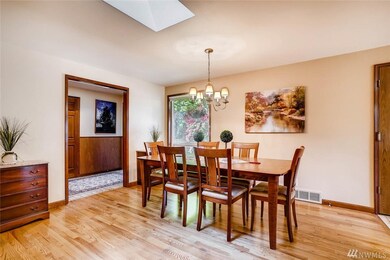 7627 NE 140th Place, Kirkland, WA 98034 - photo 5