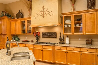 Gas cooktop