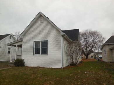 308 Oak St, Tipton, IN 46072 - photo 2