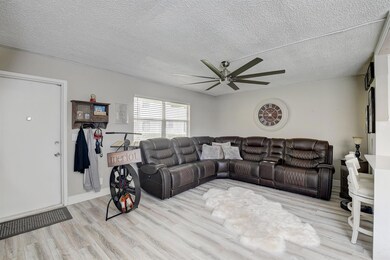 151 Saxony D, Delray Beach, FL 33446 - photo 7