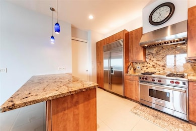 Endeavour Condominium unit 24S, Seabrook, TX 77586 - photo 7