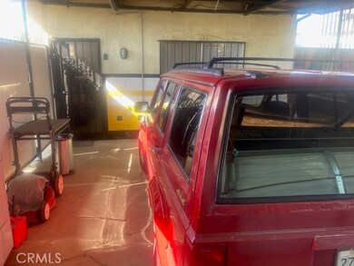 2701 Berkeley St, Bakersfield, CA 93305 - photo 5