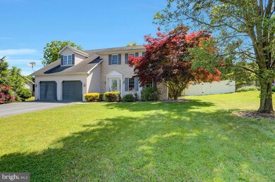 318 Cosell Dr, Chambersburg, PA 17201 - photo 2