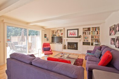 023 family room - IMG_6455