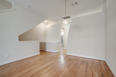 2710 Hullsmith Dr unit 401, Houston, TX 77063 - photo 4