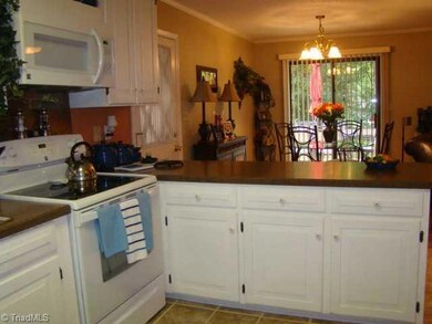 1828 Rocky Ln, Asheboro, NC 27205 - photo 4