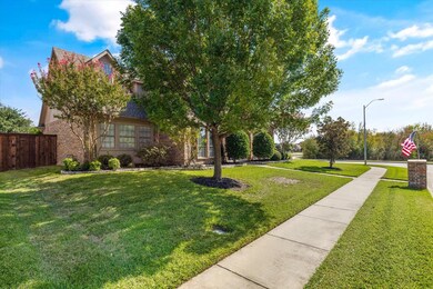 8100 Kentwood Dr, North Richland Hills, TX 76182 - photo 2