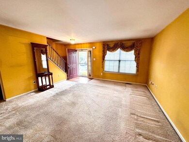 113 Westminster Ct, Harleysville, PA 19438 - photo 3