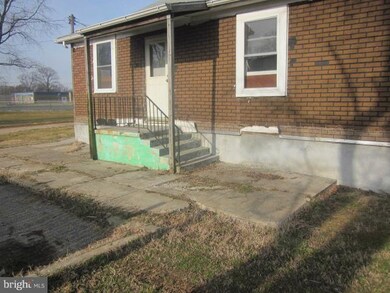 1205 E Homberg Ave, Baltimore, MD 21221 - photo 4