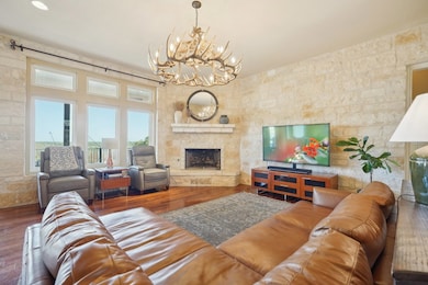 Living (main house)