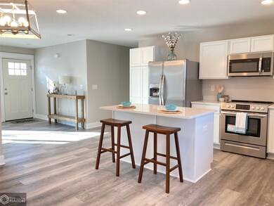 211 7th Ave SE, Clarion, IA 50525 - photo 7