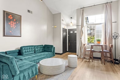 5838 Beacon Cove Way, Indianapolis, IN 46237 - photo 7