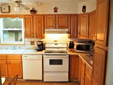 949 N 17th St, Allentown, PA 18104 - photo 2