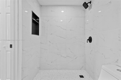 Main bedroom ensuite shower