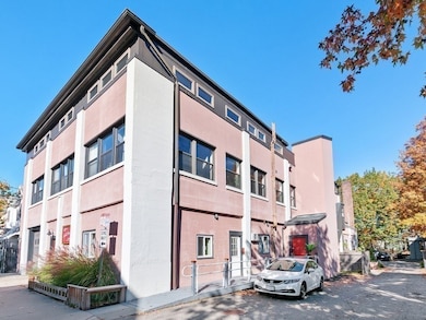 93 Harvey St unit 5, Cambridge, MA 02140 - photo 2