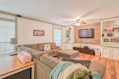 8047 Pine Falls Dr, Houston, TX 77095 - photo 6