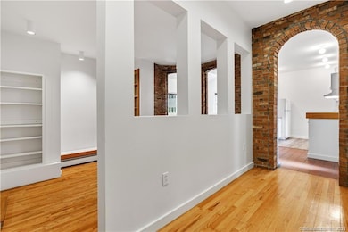 239 Bradley St unit 1, New Haven, CT 06510 - photo 5
