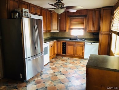 310 Warner Ave, North Tonawanda, NY 14120 - photo 5