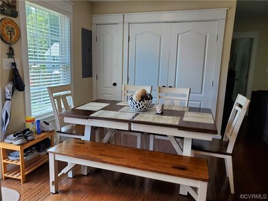 112 Waterview Dr, Dunnsville, VA 22454 - photo 5