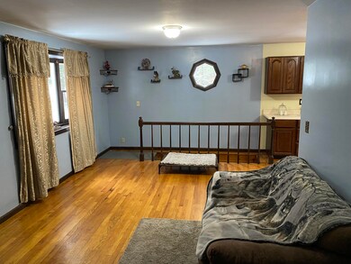 Living Rm (2)