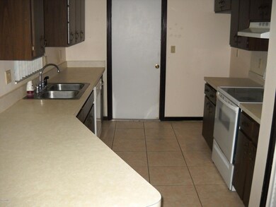 Kitchen with breakfast bar view