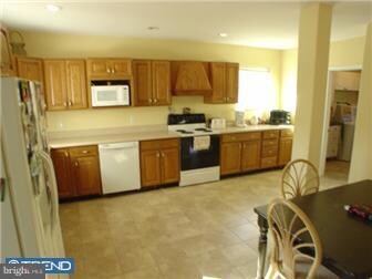 255 Monmouth Ave, Thorofare, NJ 08086 - photo 4