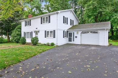 519 Mendon Rd, Woonsocket, RI 02895 - photo 4