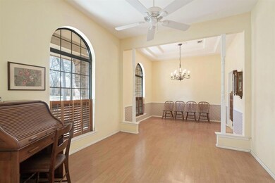 1137 Hidden Oaks Dr, Bedford, TX 76022 - photo 6