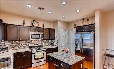 7360 Castano Vista Ct, Las Vegas, NV 89179 - photo 4