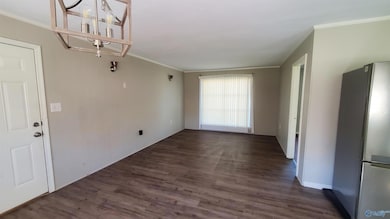 909 Edgewood St SW, Decatur, AL 35601 - photo 7