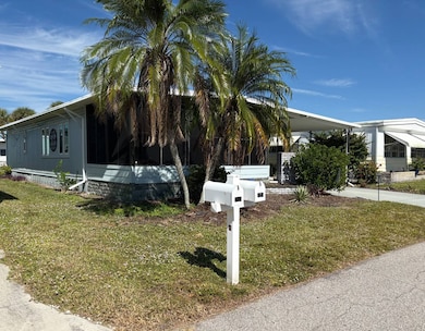 921 Orinoco W, Venice, FL 34285 - photo 3